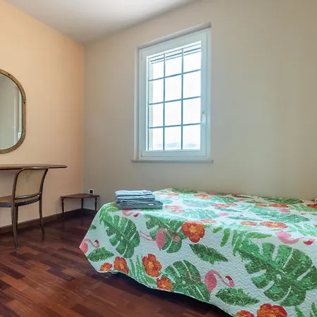 Holiday home Italian Experience-glicine Holiday