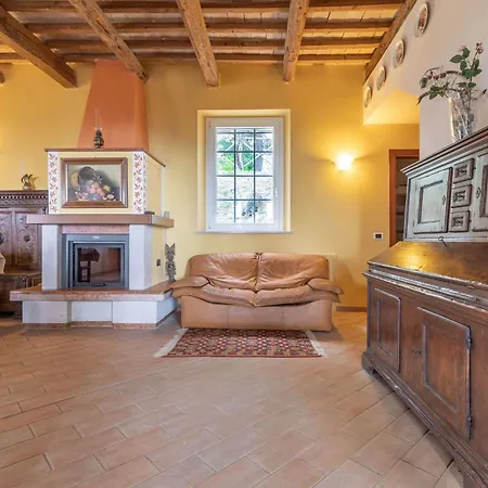 Holiday home Italian Experience-glicine Holiday