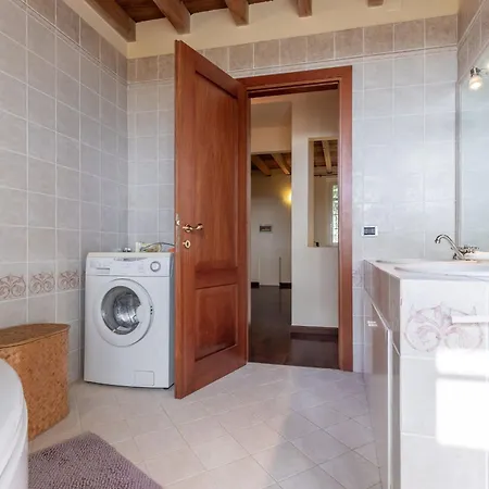 Italian Experience-glicine Holiday Castello Ripalta