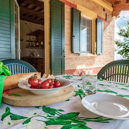 Italian Experience-glicine Holiday