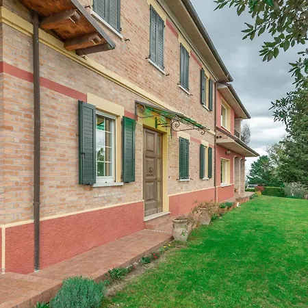 Holiday home Italian Experience-glicine Holiday *