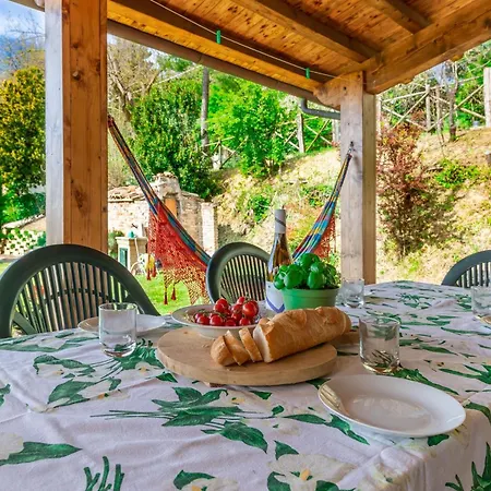 Italian Experience-glicine Holiday Holiday home Castello Ripalta